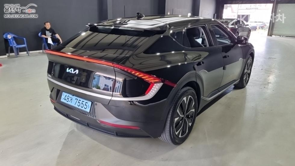 Kia EV6 — miniaturë 2