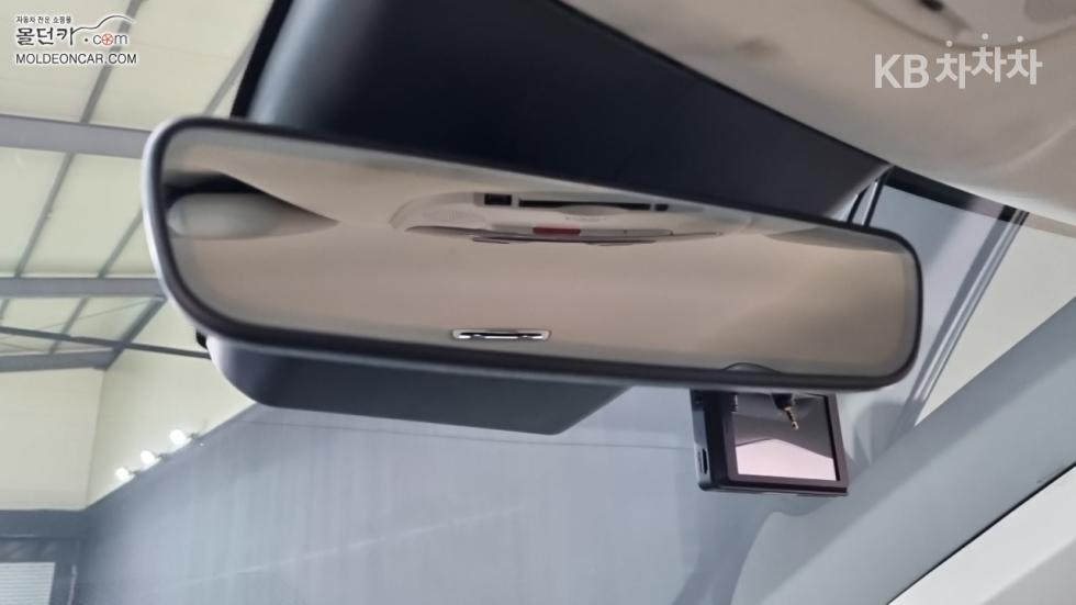 Kia EV6 — miniaturë 13