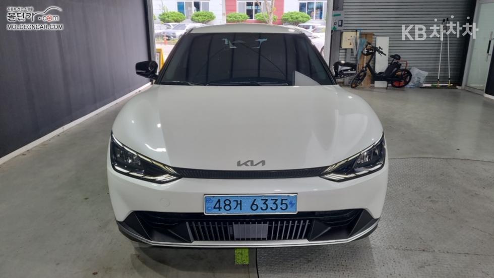 Kia EV6 — miniaturë 3