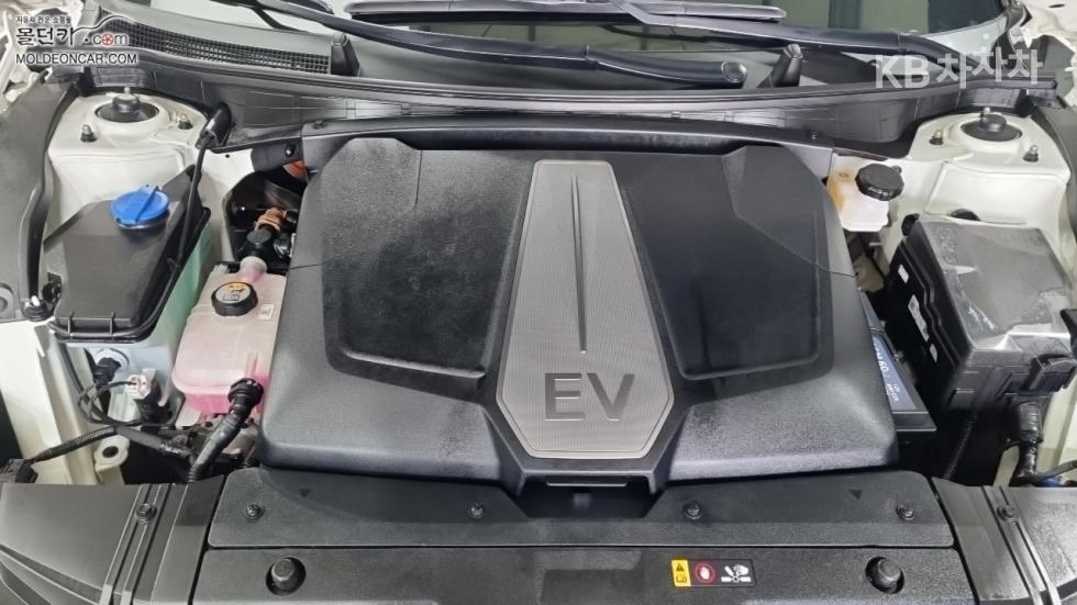 Kia EV6 — miniaturë 8