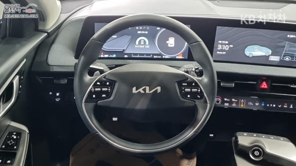 Kia EV6 — miniaturë 11