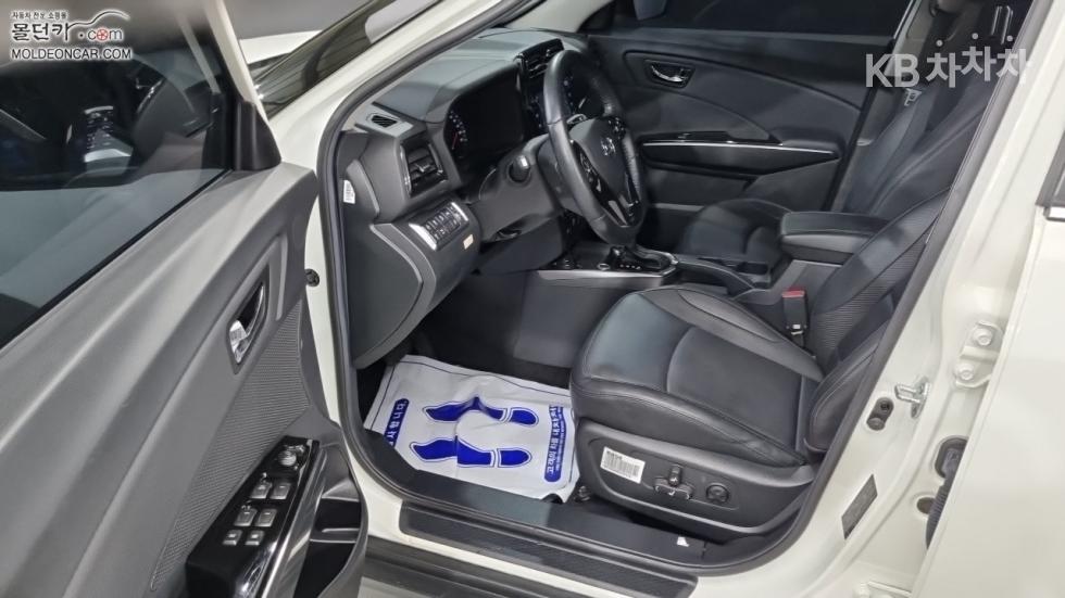 SsangYong Tivoli — miniaturë 9