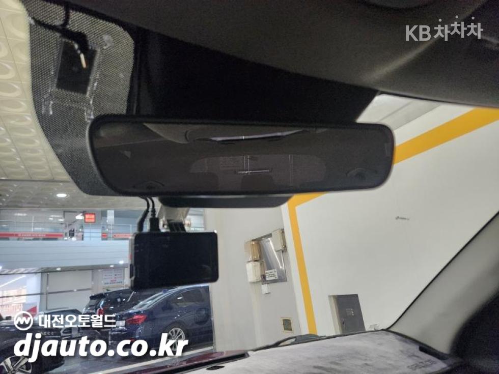 Kia Seltos — miniaturë 11