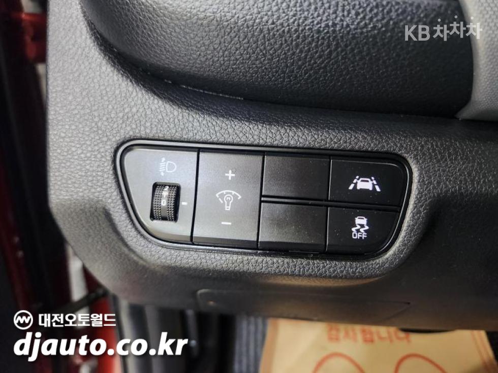 Kia Seltos — miniaturë 12