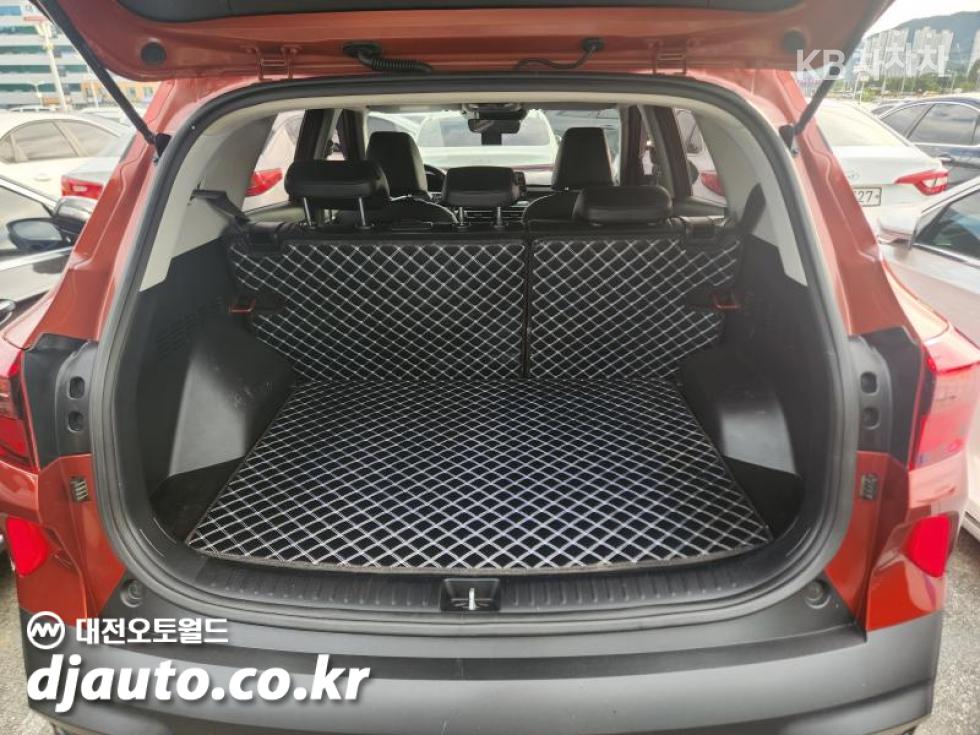 Kia Seltos — miniaturë 16