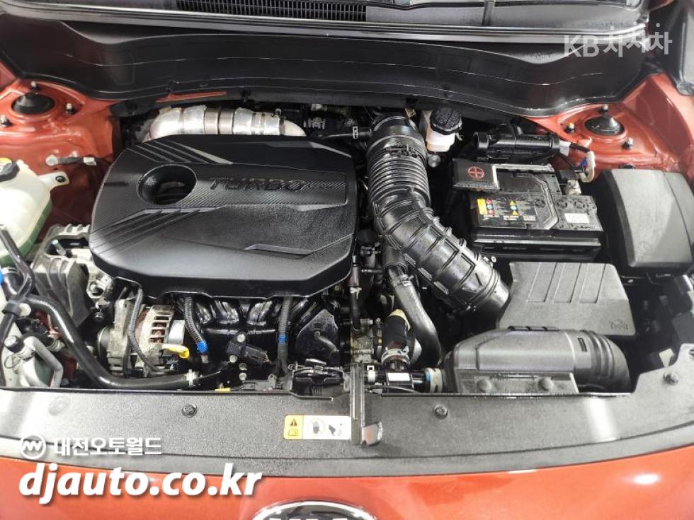 Kia Seltos — miniaturë 18