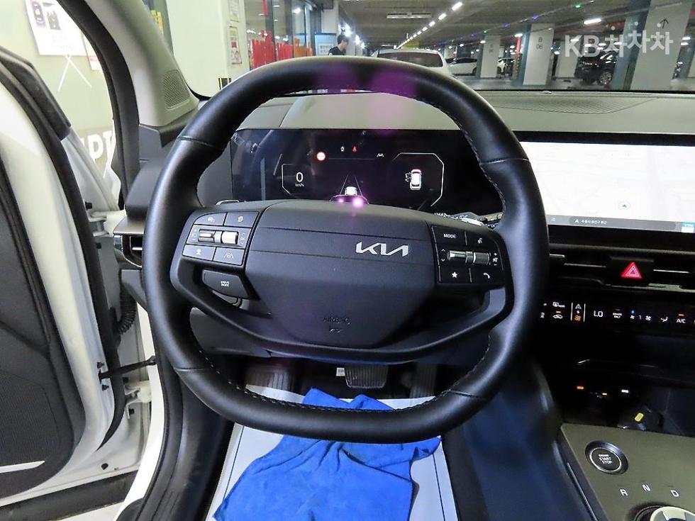 Kia Sportage — miniaturë 8