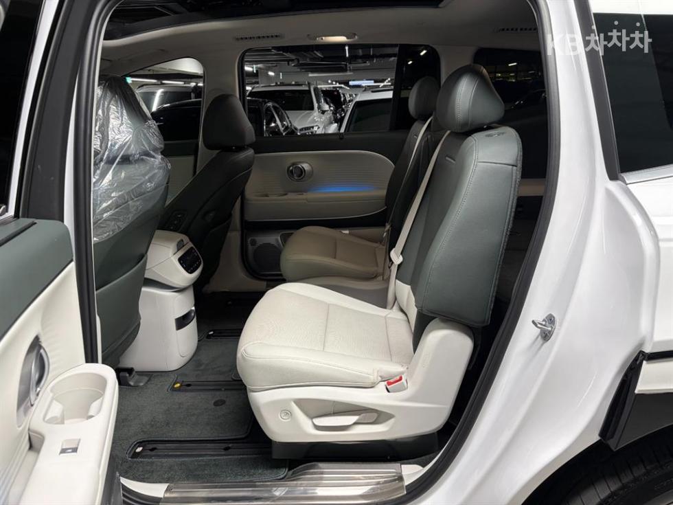 Hyundai Ioniq 9 — miniaturë 17
