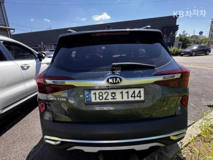 Kia Seltos — miniaturë 4