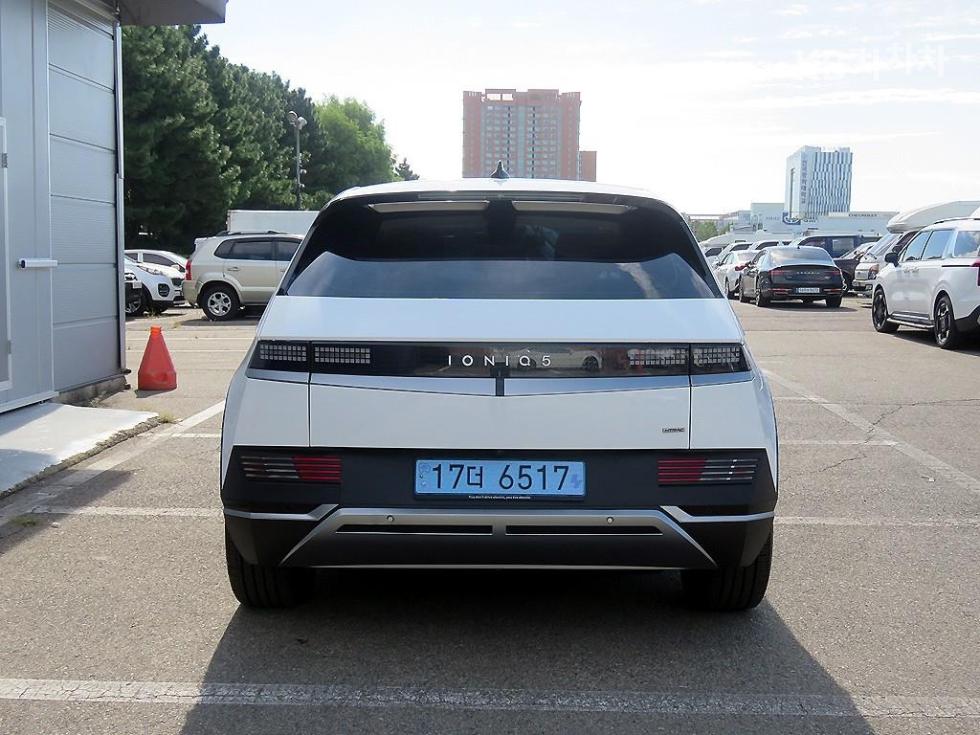 Hyundai IONIQ 5 — miniaturë 3