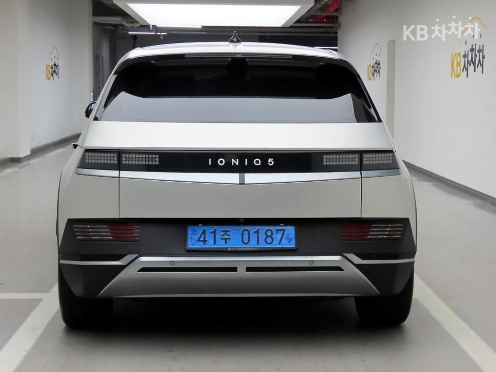 Hyundai IONIQ 5 — miniaturë 3
