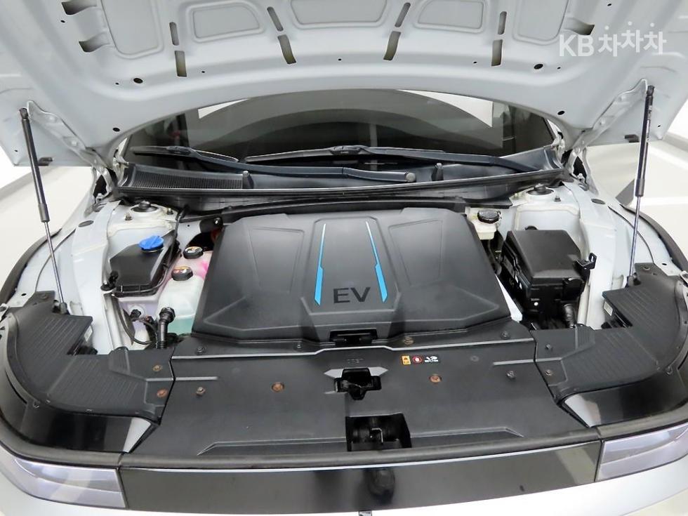 Hyundai IONIQ 5 — miniaturë 20