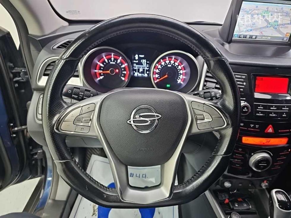 SsangYong Tivoli — miniaturë 9