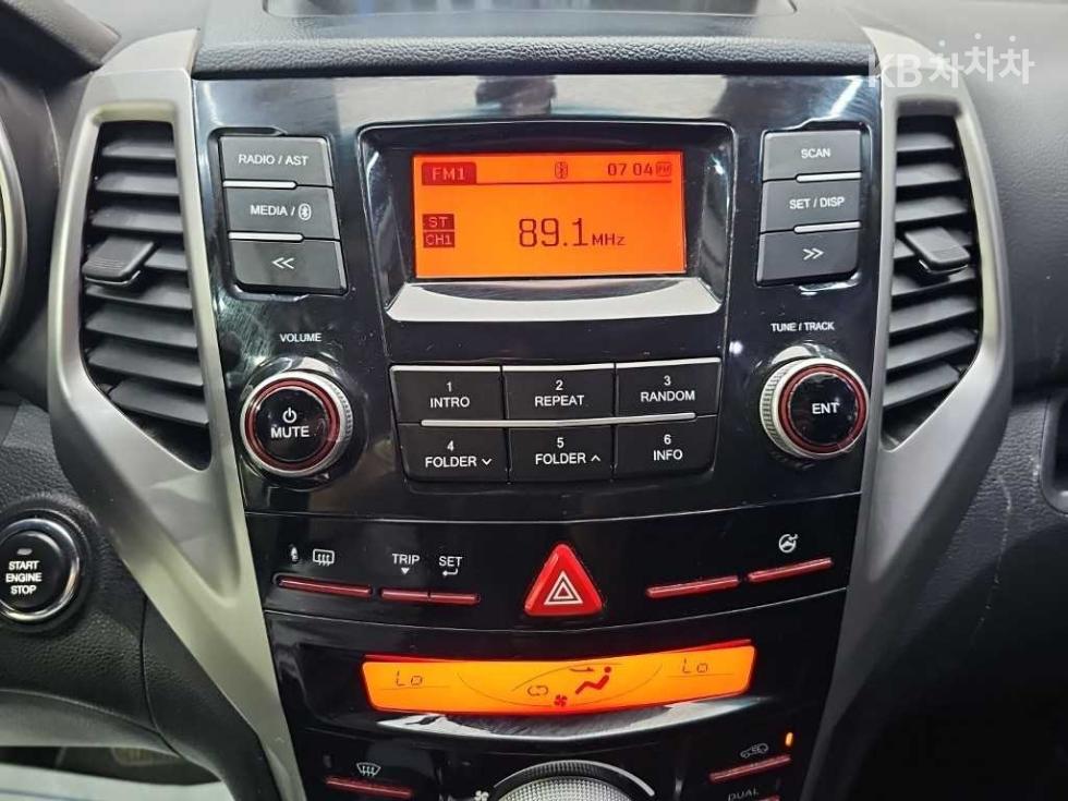 SsangYong Tivoli — miniaturë 10
