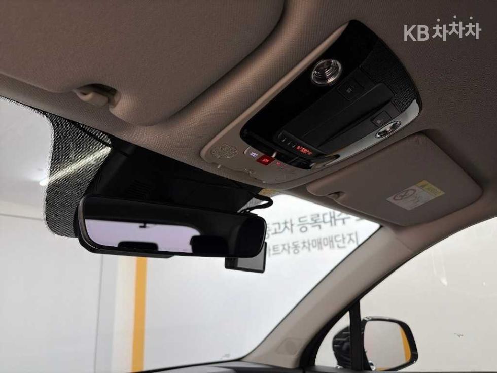 Kia Sorento — miniaturë 19