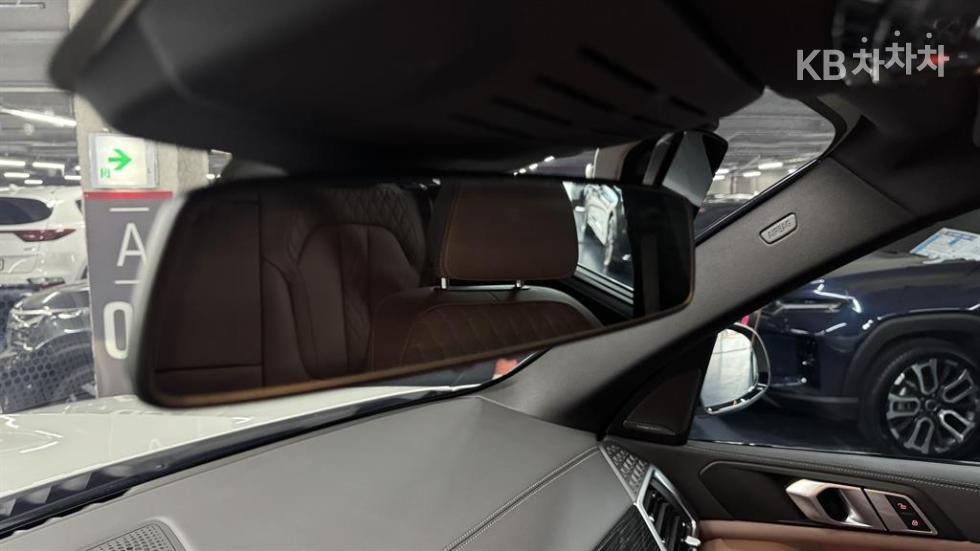 BMW X5 — miniaturë 12