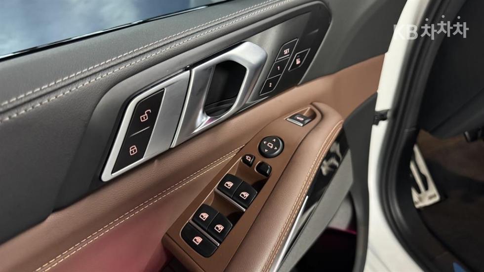 BMW X5 — miniaturë 13