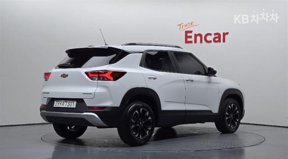 Chevrolet TrailBlazer — miniaturë 2