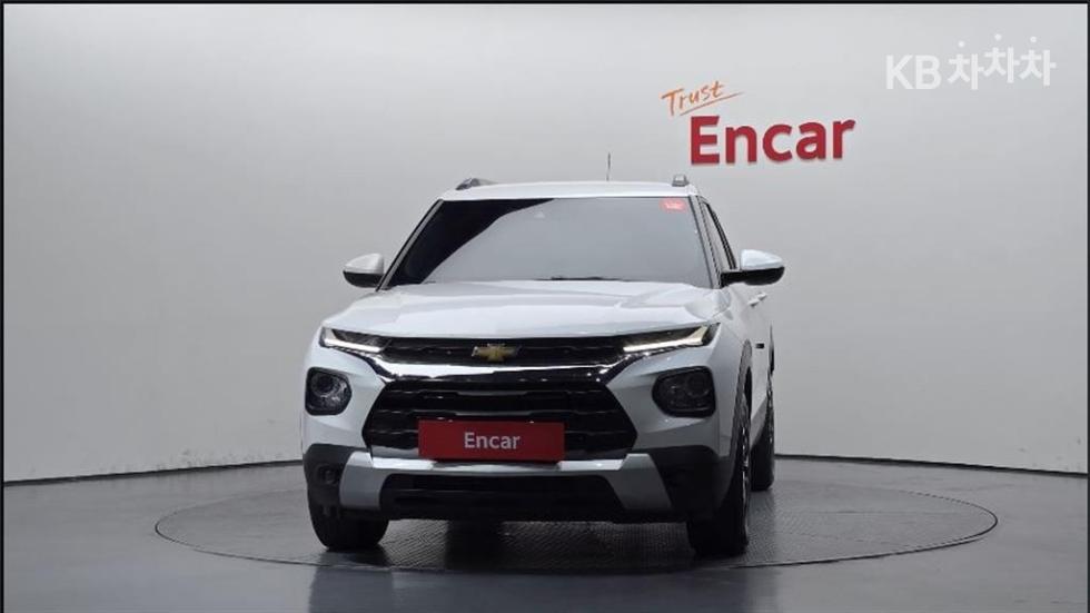 Chevrolet TrailBlazer — miniaturë 3