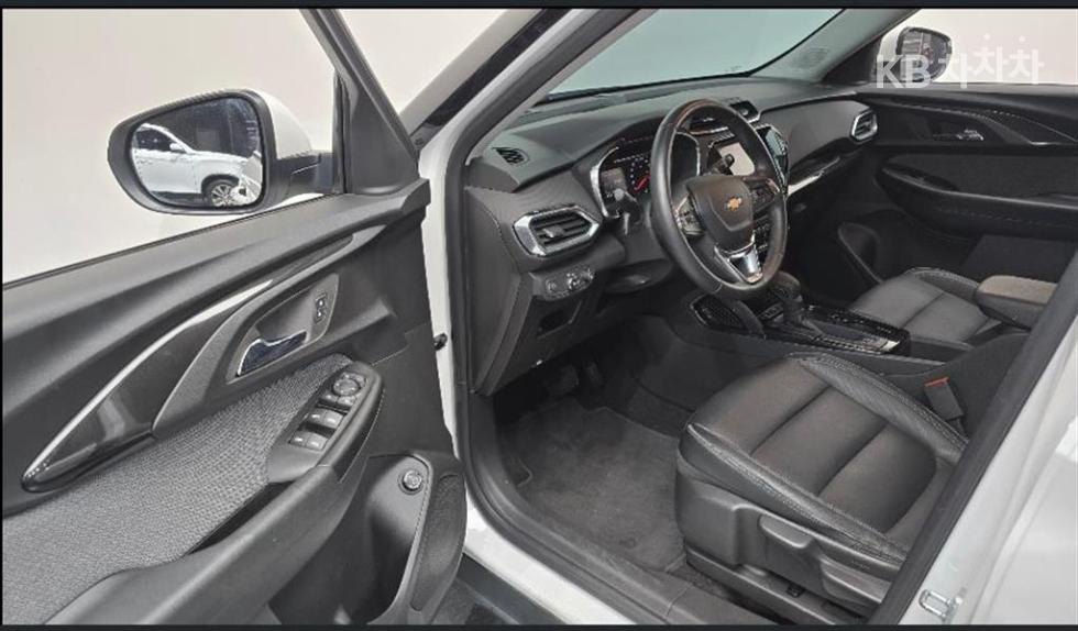 Chevrolet TrailBlazer — miniaturë 9