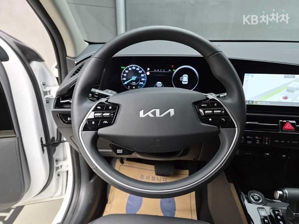 Kia Niro — miniaturë 9