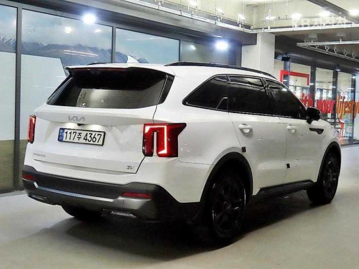 Kia Sorento — miniaturë 4