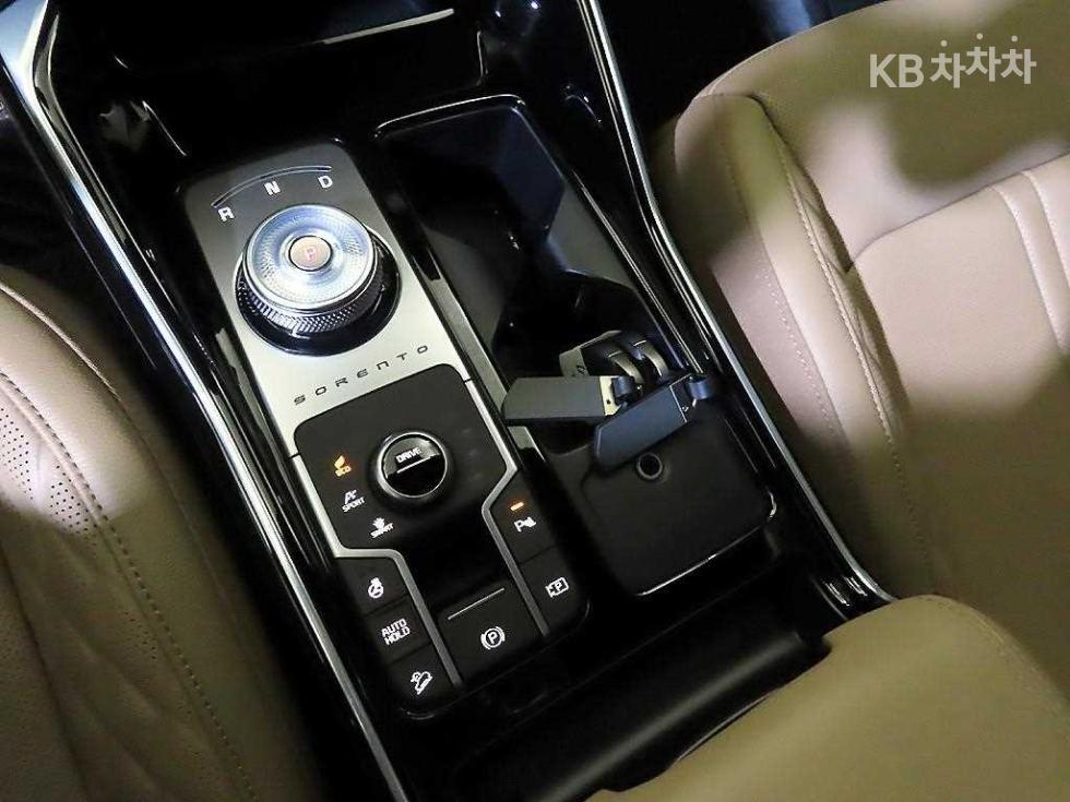 Kia Sorento — miniaturë 12