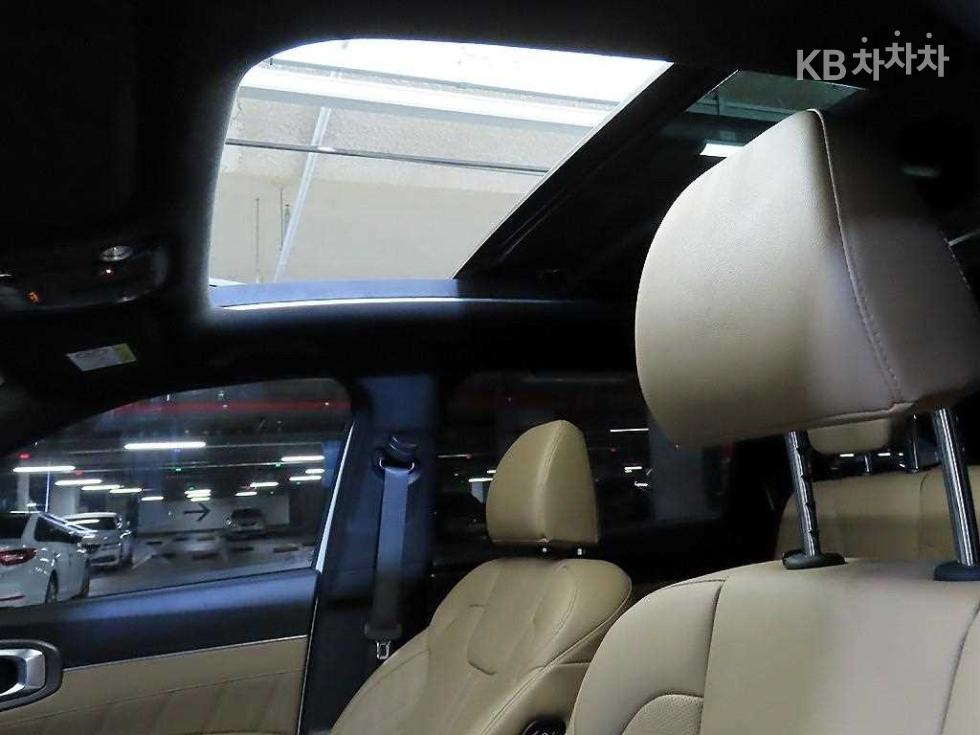Kia Sorento — miniaturë 14