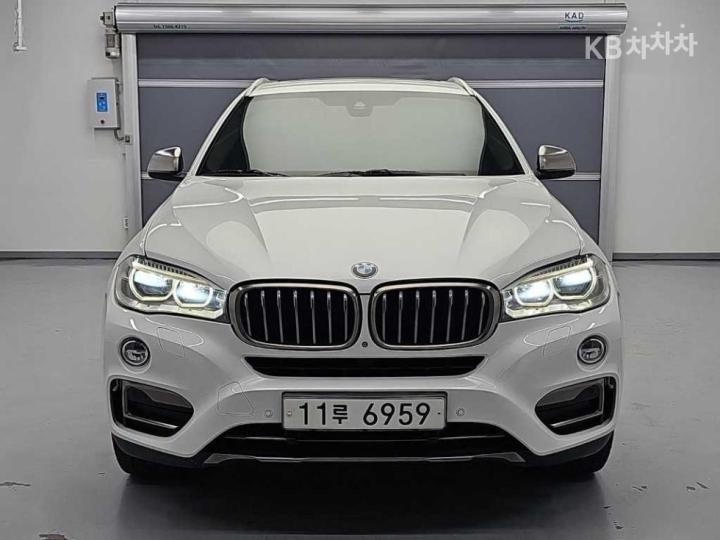 BMW X6 — miniaturë 2