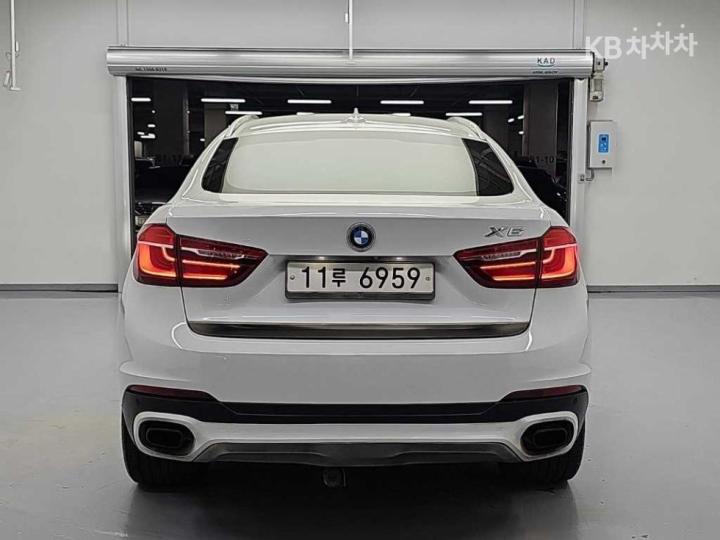 BMW X6 — miniaturë 3