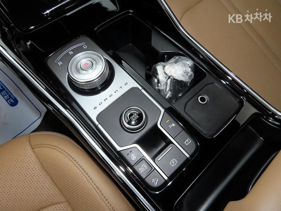 Kia Sorento — miniaturë 11