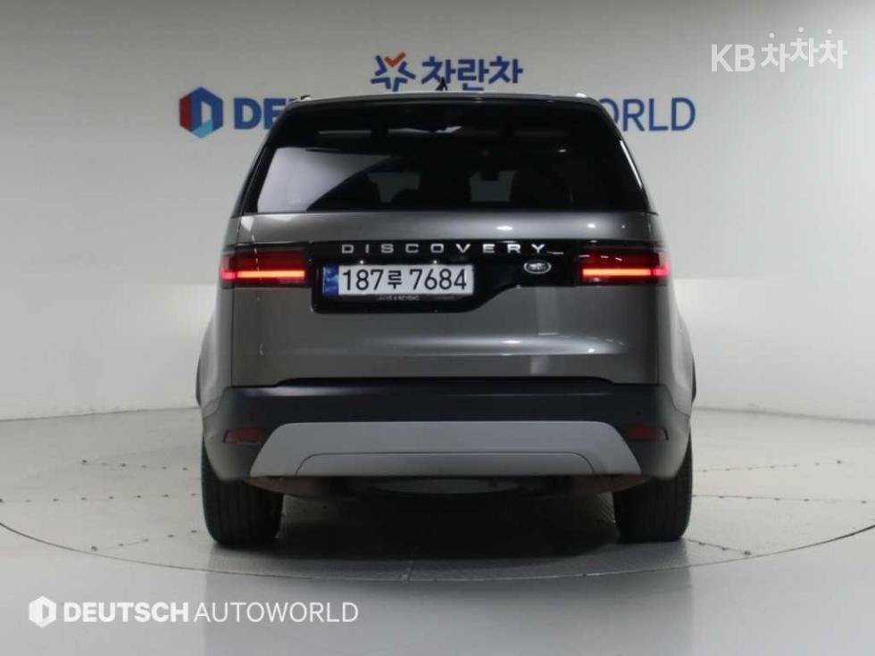Land Rover Discovery — miniaturë 4