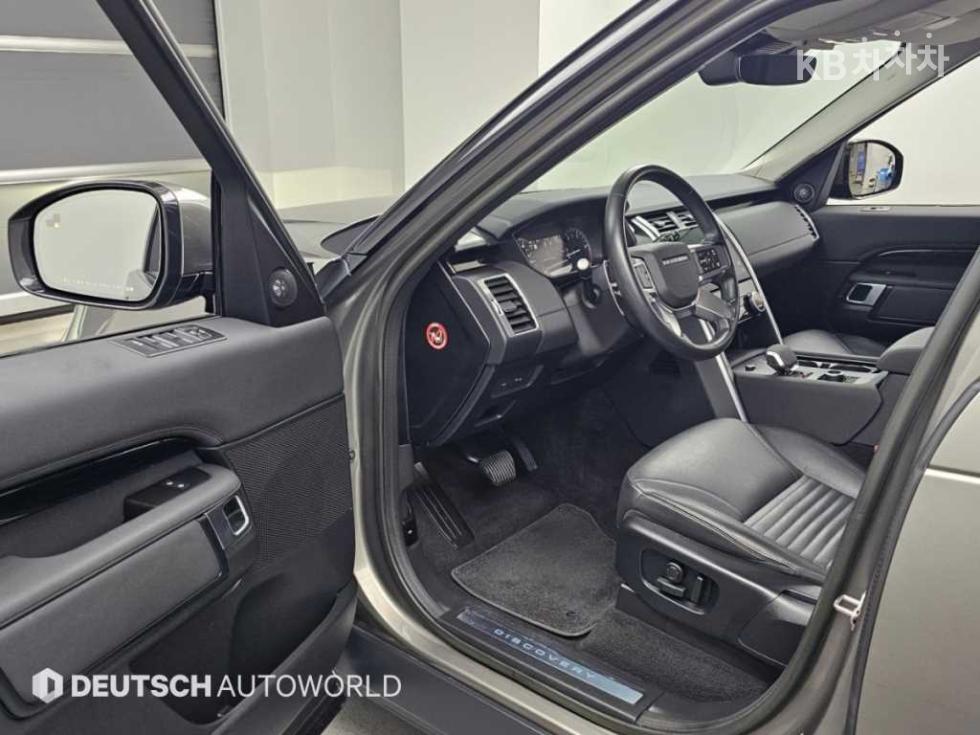 Land Rover Discovery — miniaturë 11