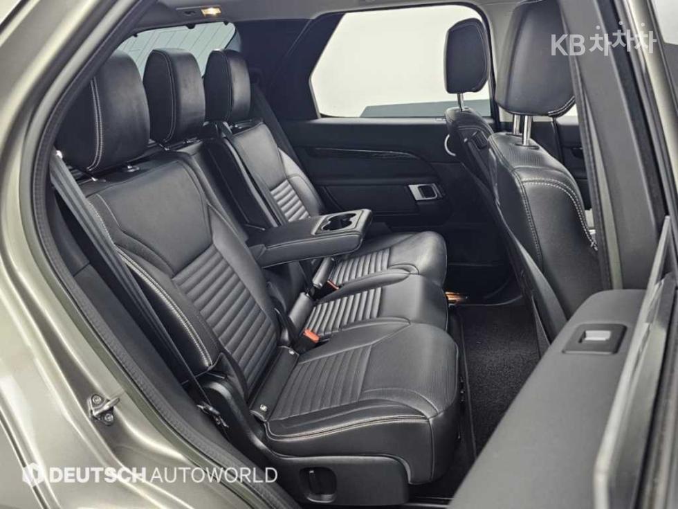 Land Rover Discovery — miniaturë 12