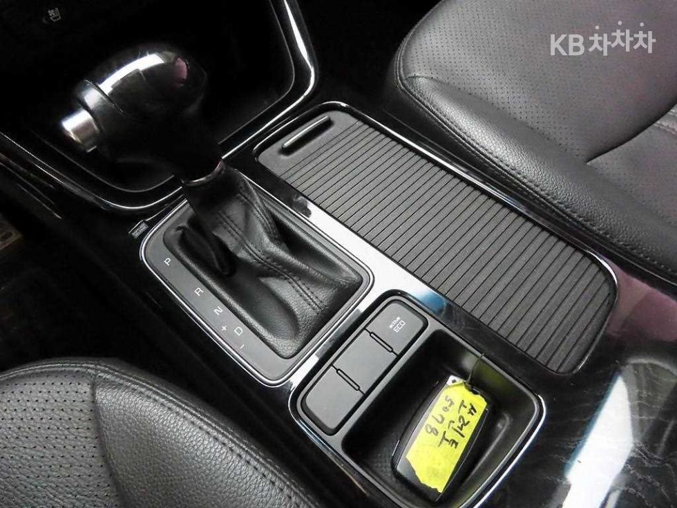 Kia Sorento — miniaturë 11