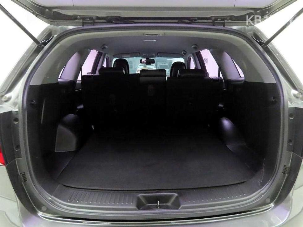 Kia Sorento — miniaturë 16