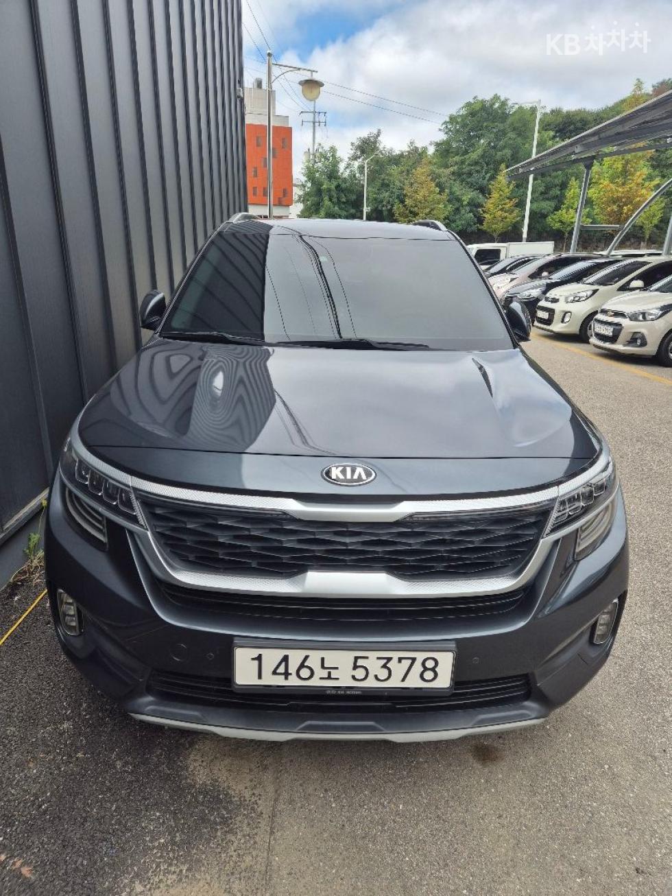Kia Seltos 1.6 가솔린 터보 2WD 프레스티지 — foto 1