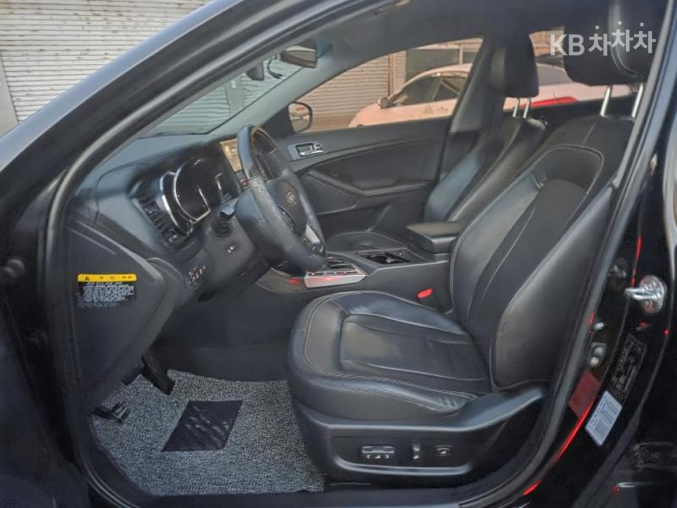 Kia K5 — miniaturë 8