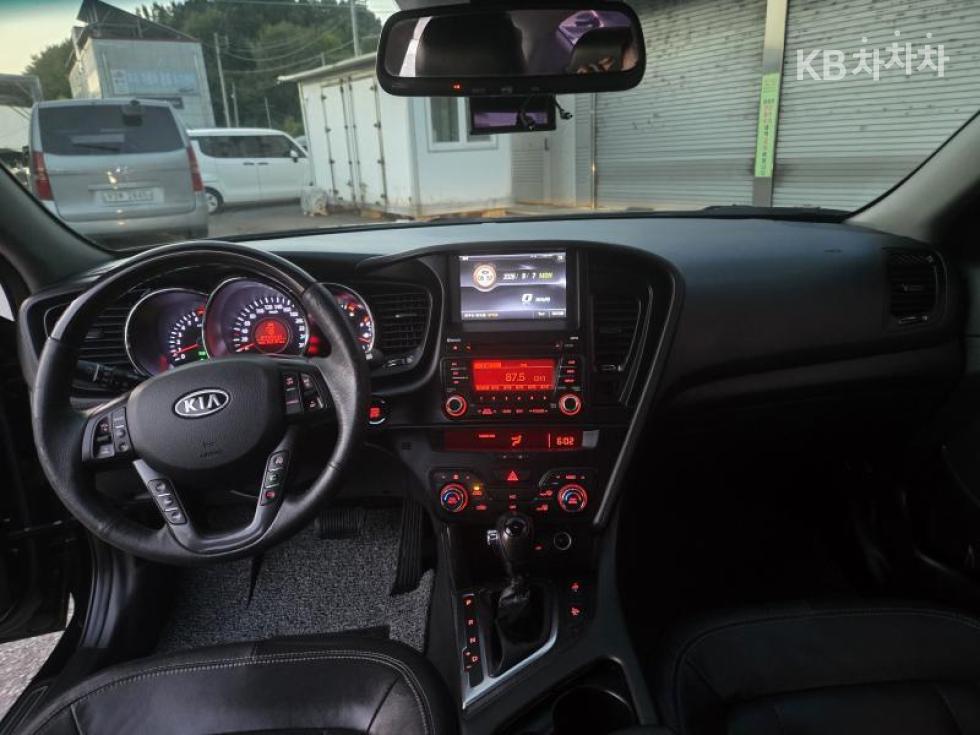 Kia K5 — miniaturë 10