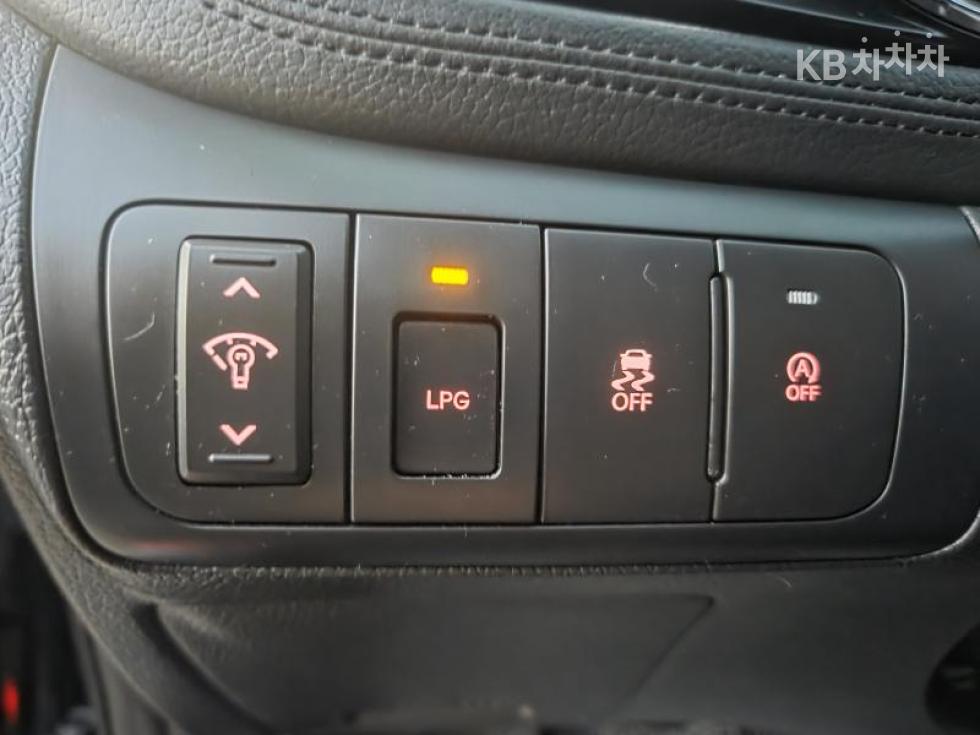 Kia K5 — miniaturë 12