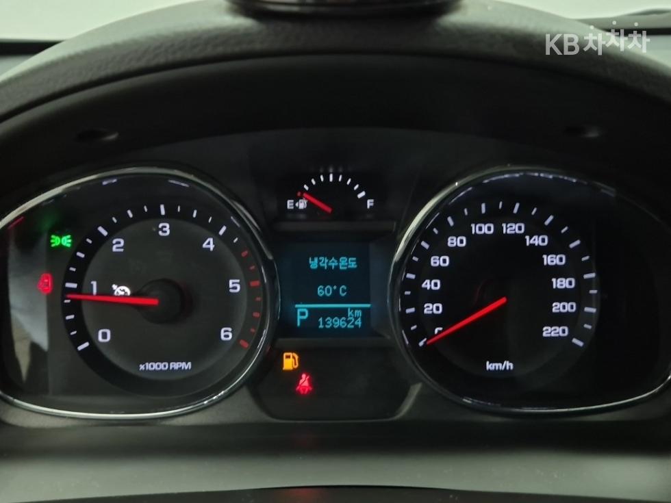 Chevrolet Captiva — miniaturë 6