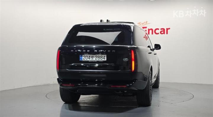Land Rover Range Rover — miniaturë 4