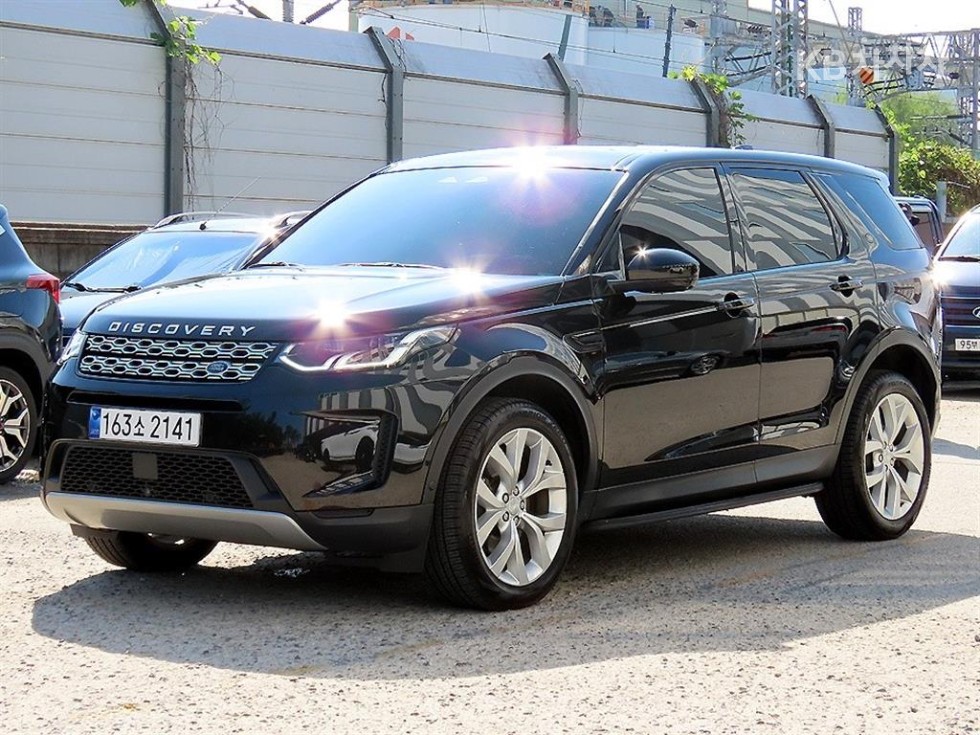 Land Rover Discovery Sport — miniaturë 2