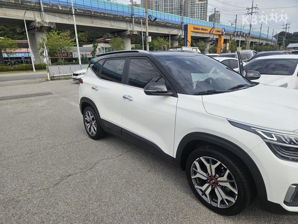 Kia Seltos — miniaturë 2