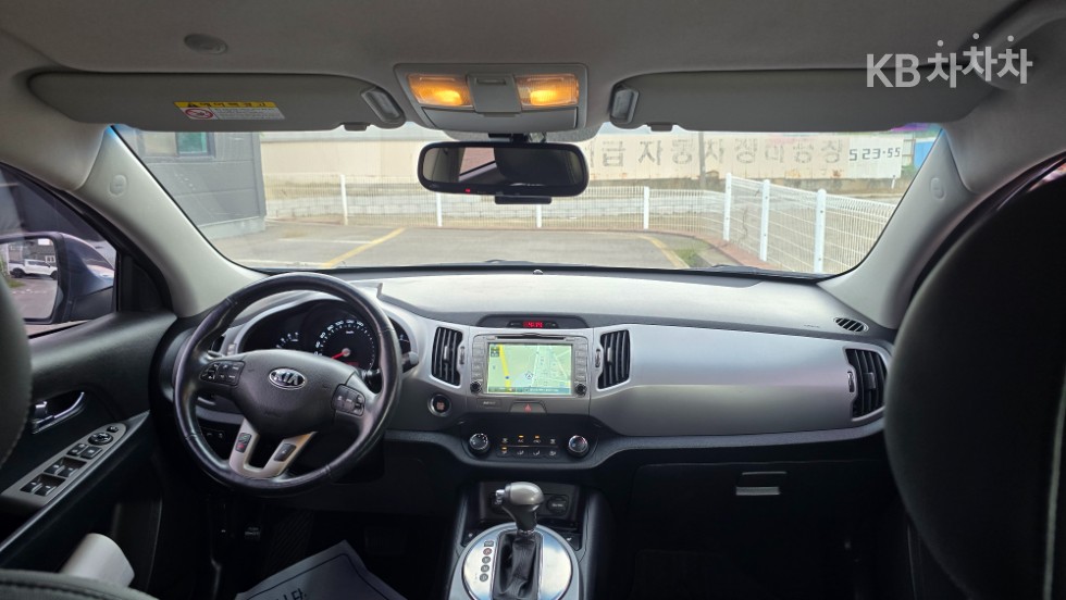 Kia Sportage — miniaturë 12