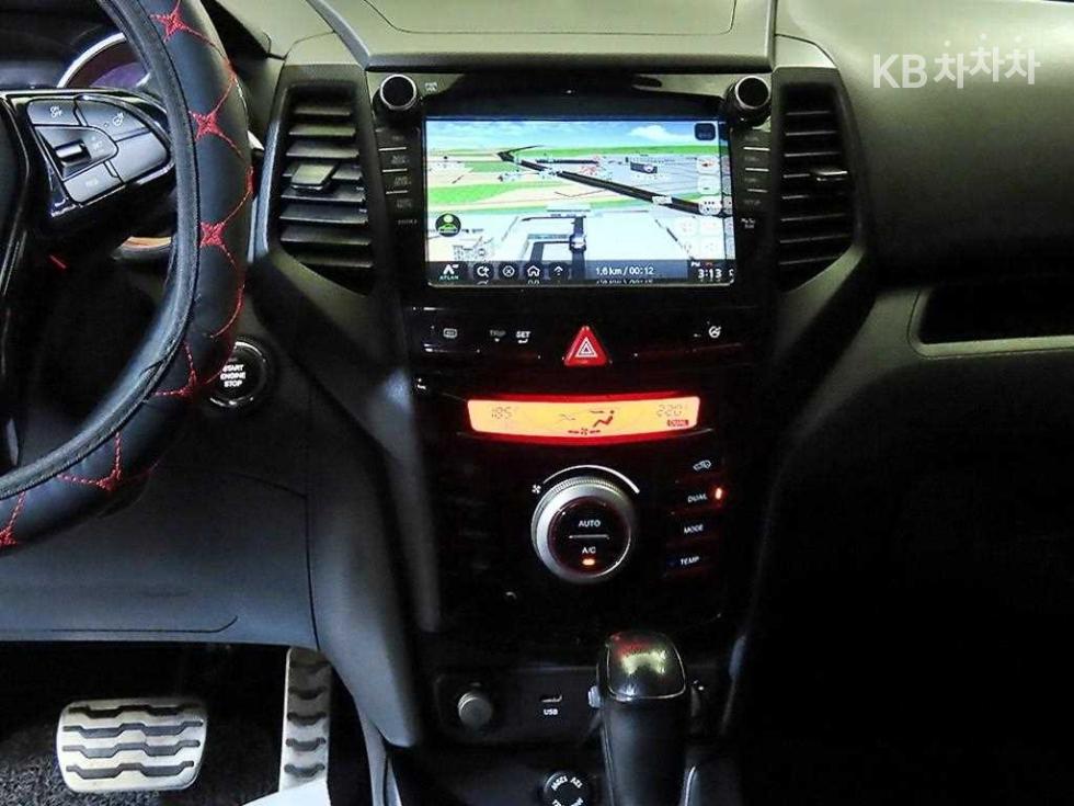 SsangYong Tivoli — miniaturë 11