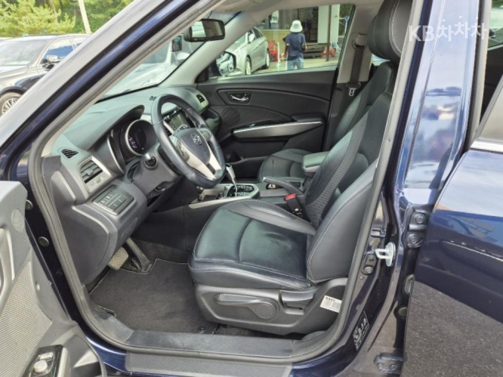 SsangYong Tivoli — miniaturë 9