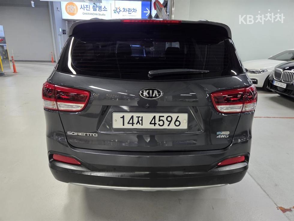 Kia Sorento — miniaturë 4