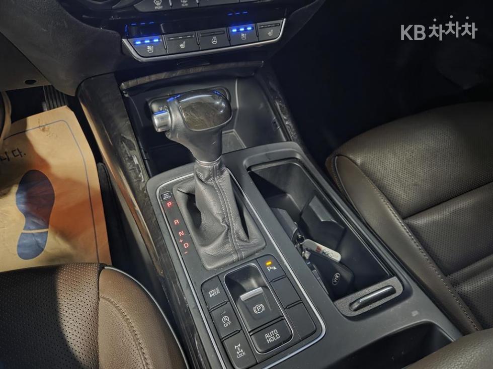 Kia Sorento — miniaturë 18
