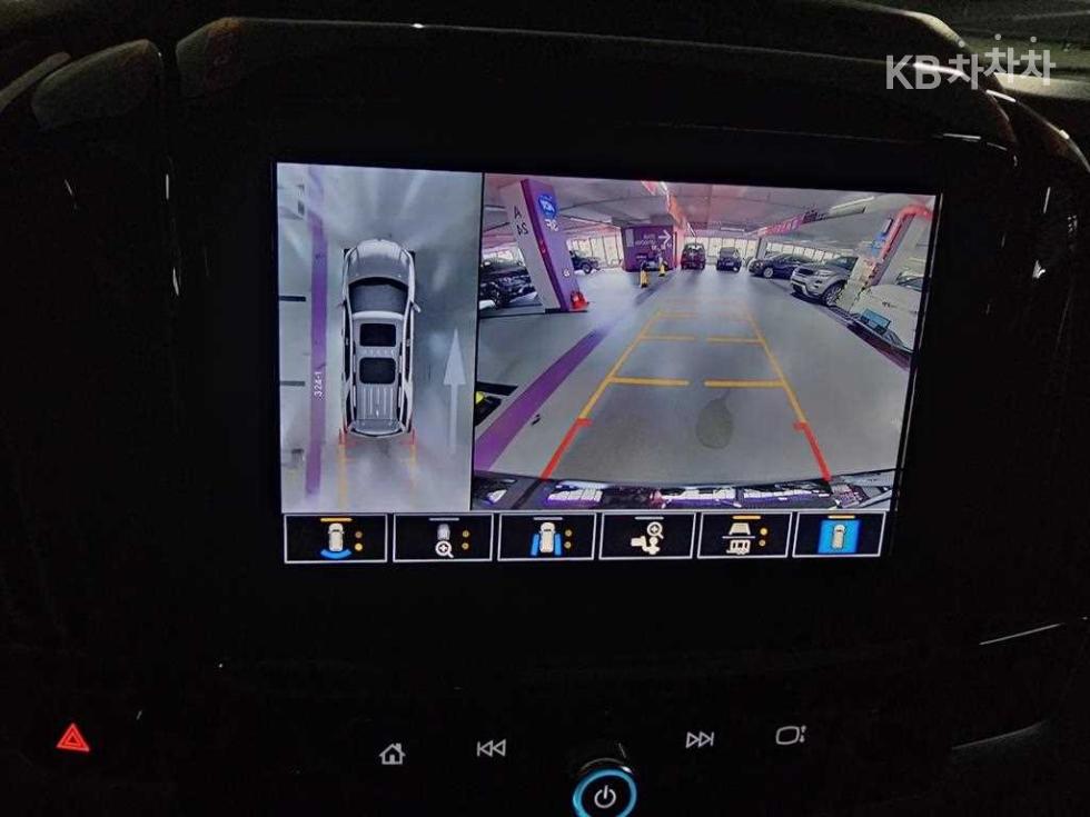 Chevrolet Traverse — miniaturë 9